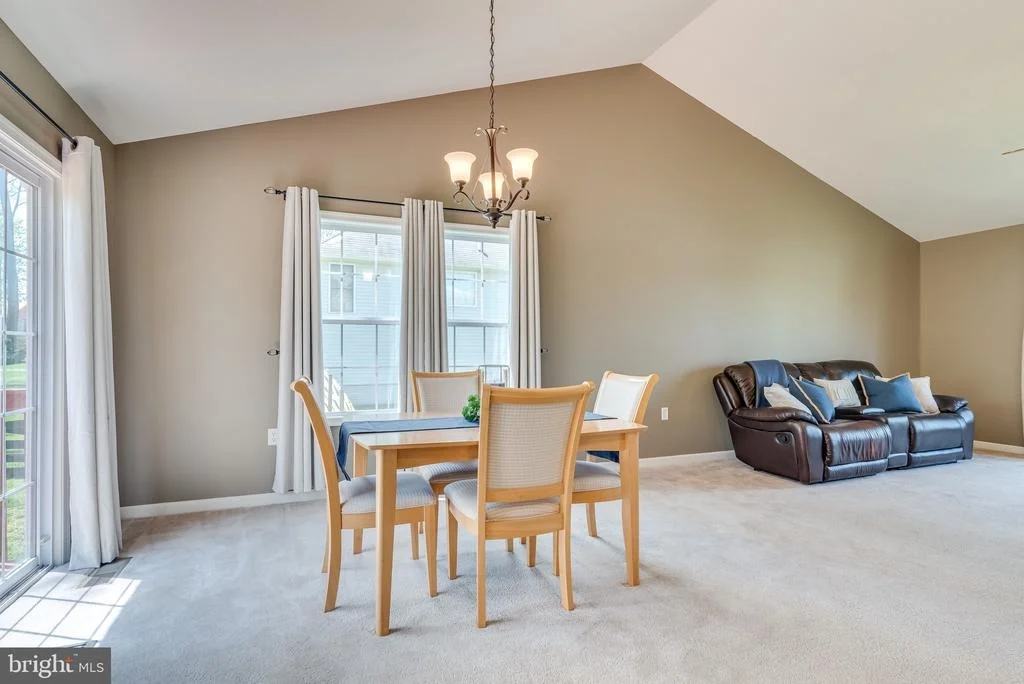 Photo of 476 OAK LEE