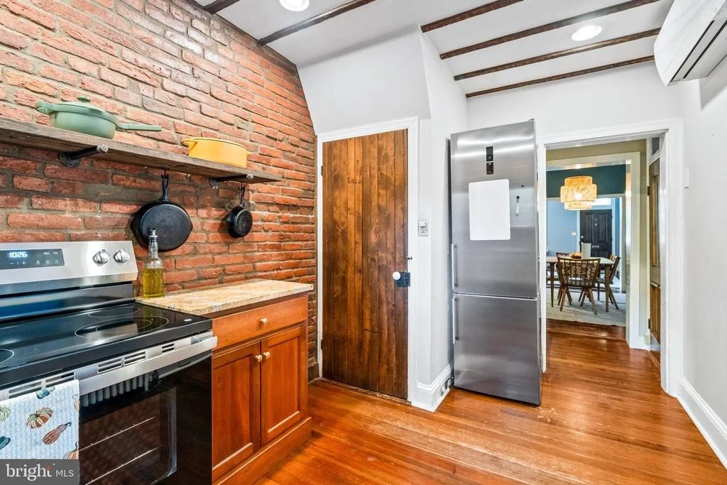 Photo of 212 E 3RD STREET