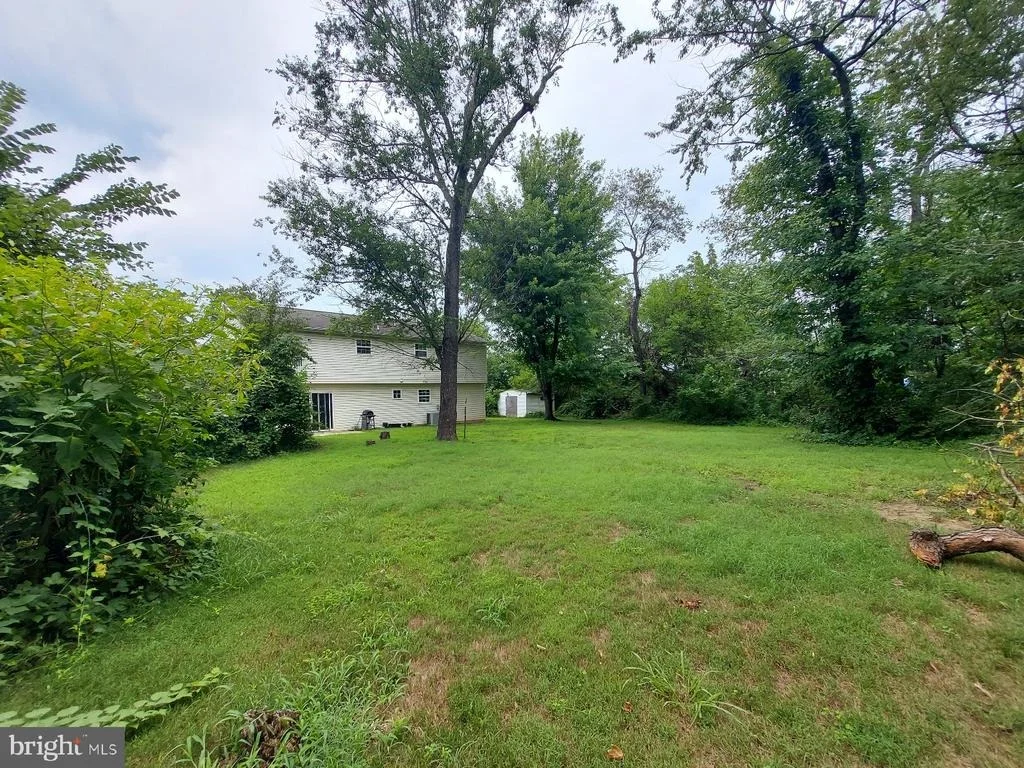 Photo of 8904 BALLARD LANE