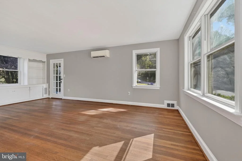 Photo of 9802 FOREST GROVE DRIVE
