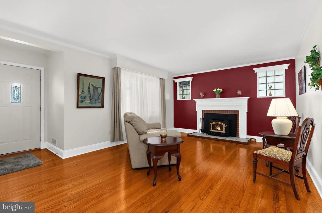 Photo of 545 FOREST VIEW ROAD