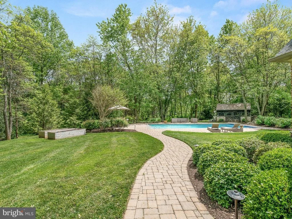 Photo of 21001 DELTA DRIVE