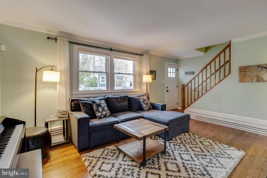 Photo of 903 ROBIN ROAD