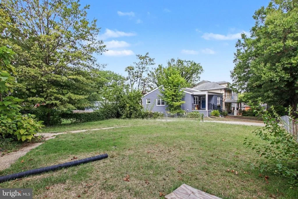 Photo of 4898 SHERIFF ROAD NE