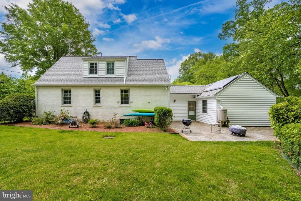 Photo of 1101 ROSWELL DRIVE