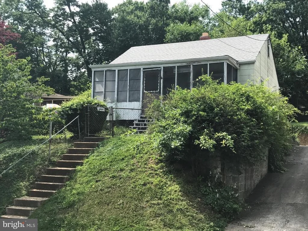 Photo of 4223 ROUND HILL ROAD