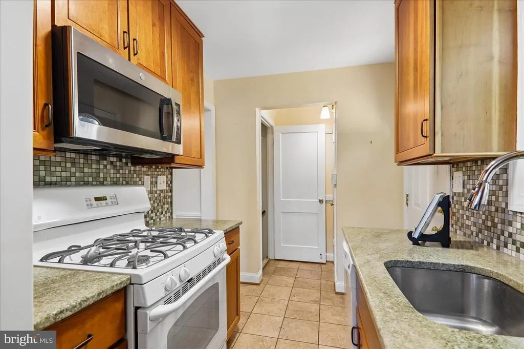 Photo of 8616 LYNBROOK DRIVE