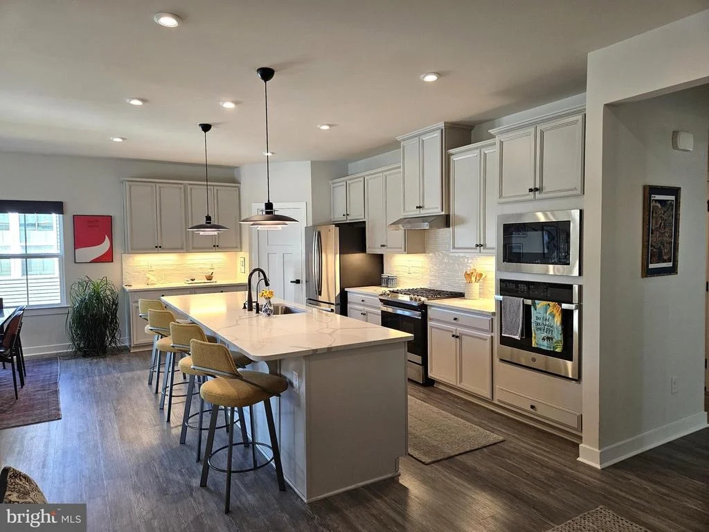 Photo of 36747 GREENWAY DRIVE