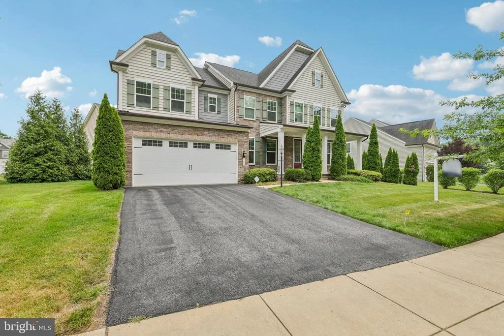 Photo of 2209 JACOB WAY