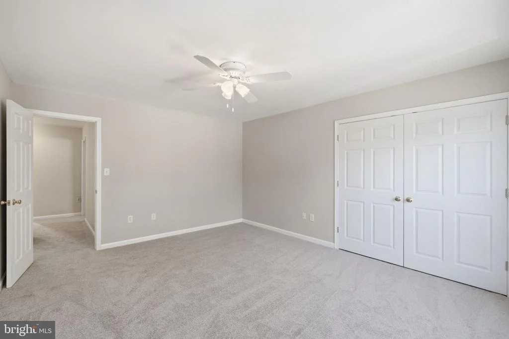 Photo of 426 RIVERSIDE DRIVE
