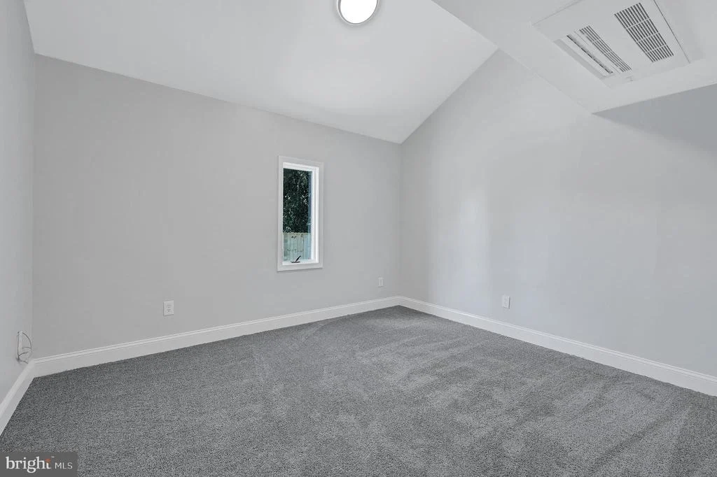 Photo of 501 CLAYS LANE