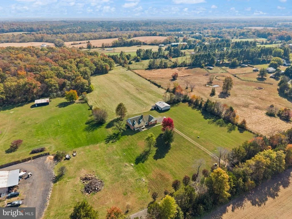 Photo of 9749 WESTWOOD ROAD