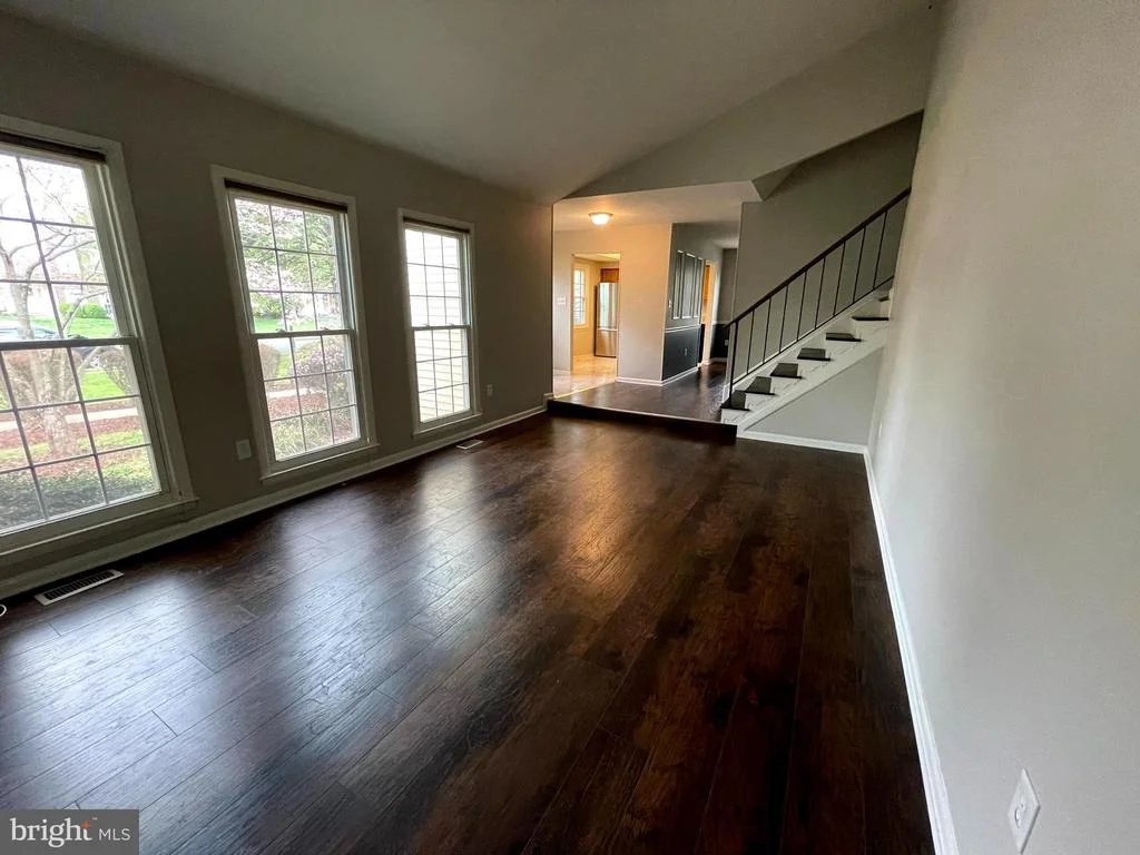 Photo of 1627 NATHAN LANE
