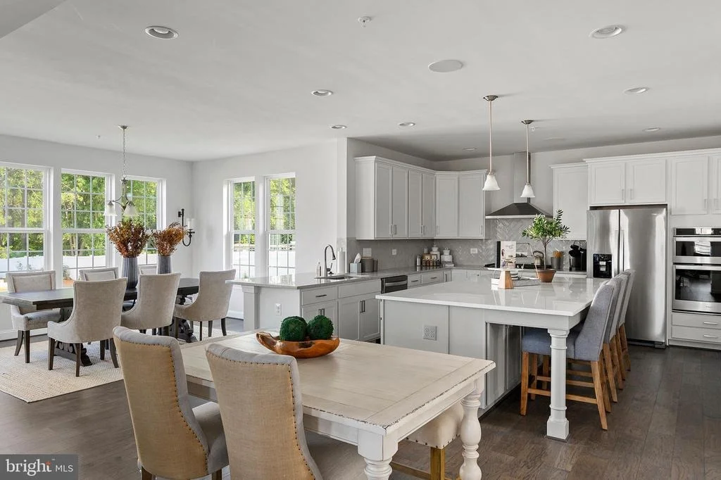 Photo of 10417 LESLIE DRIVE
