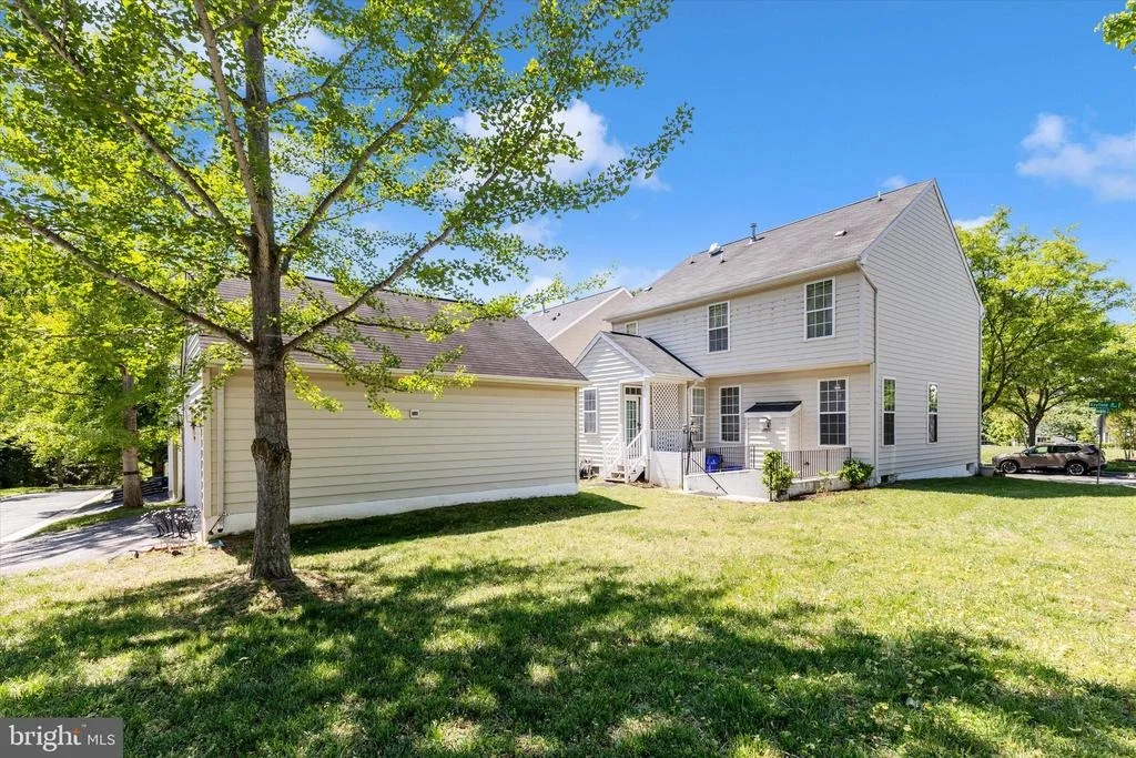 Photo of 19483 RAYFIELD DRIVE