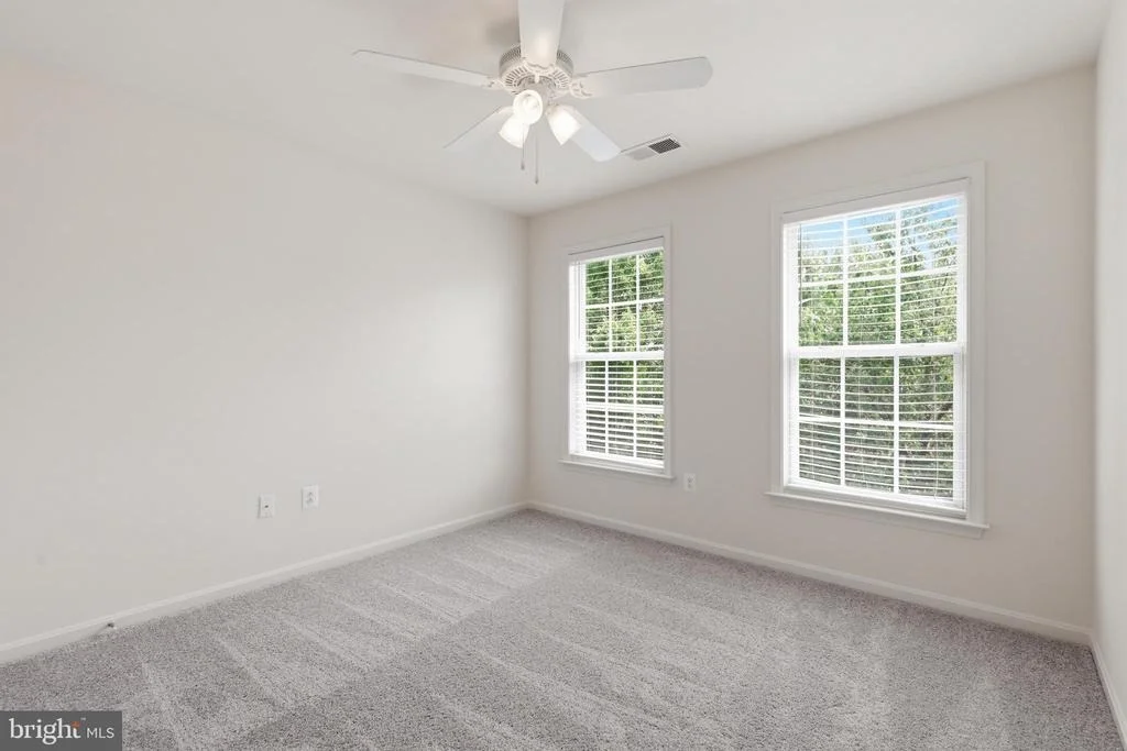 Photo of 17515 MINA LANE