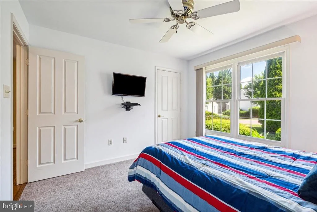 Photo of 2375 BEAR DEN ROAD