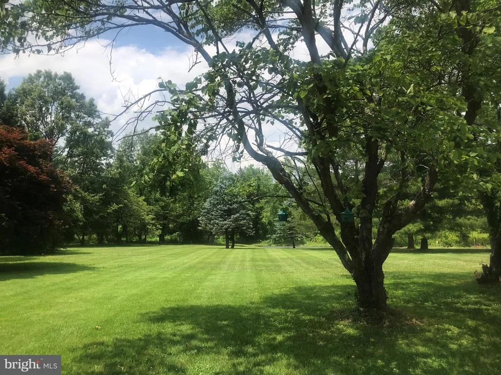 Photo of 16000 SCHAEFFER ROAD