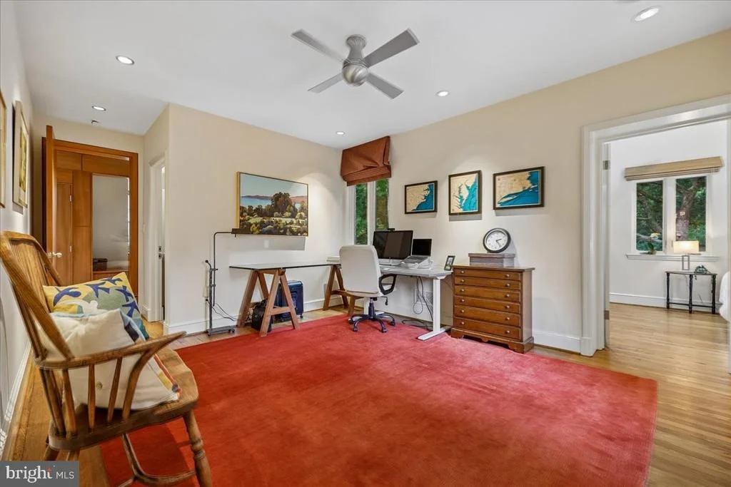 Photo of 1212 WOODSIDE PARKWAY