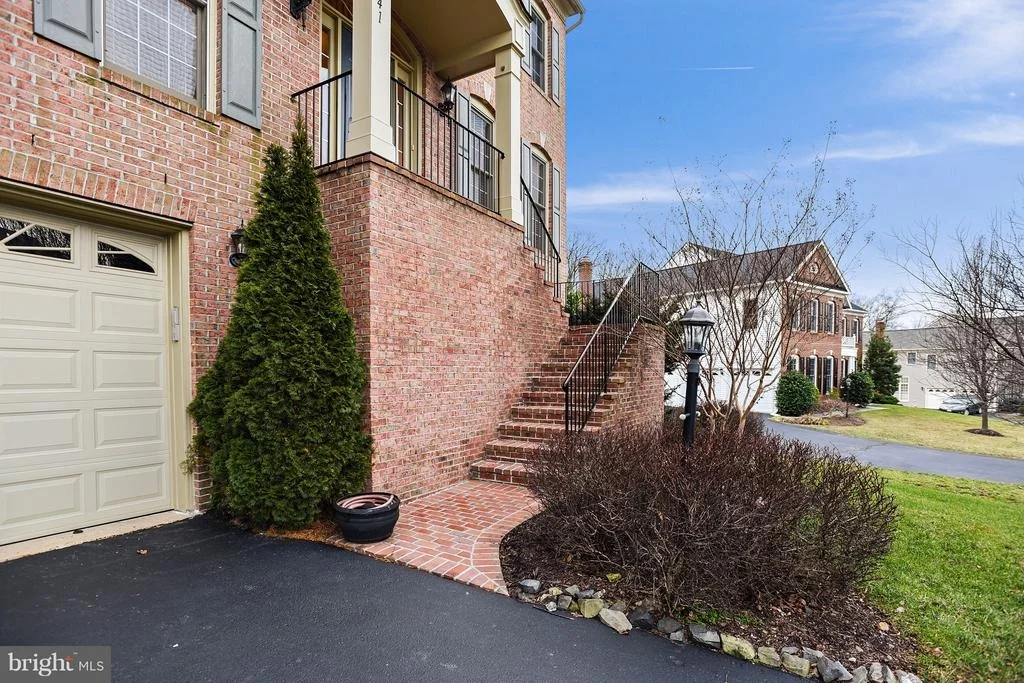 Photo of 42641 COCHRANS LOCK DRIVE