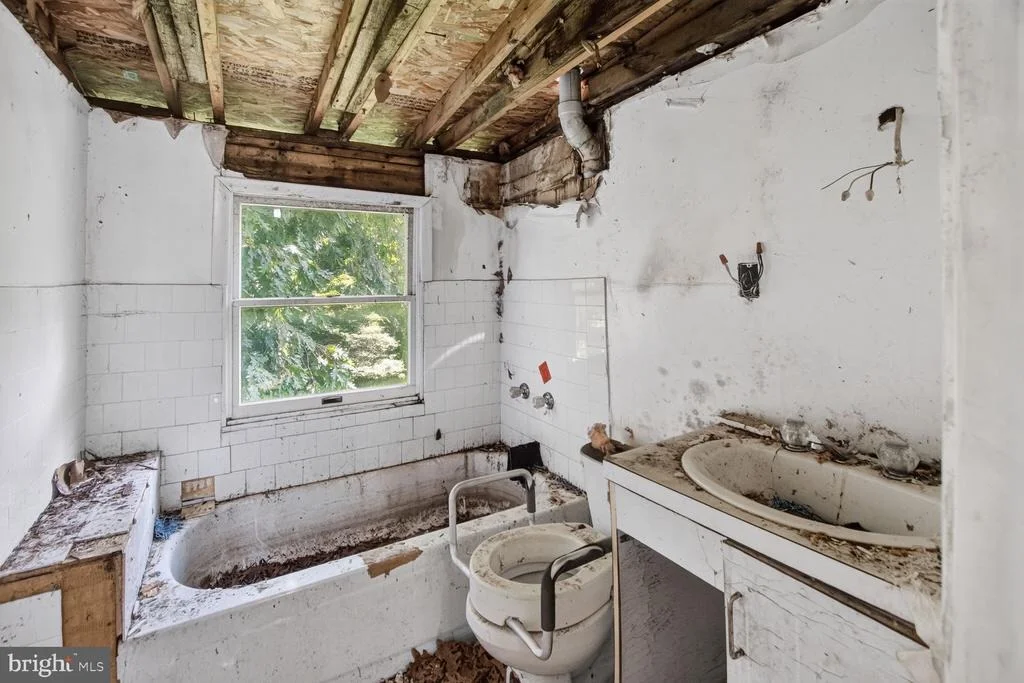 Photo of 15325 HOLLY GROVE ROAD