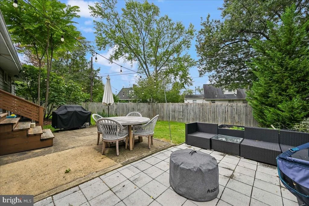 Photo of 6722 WILLIAMS DRIVE