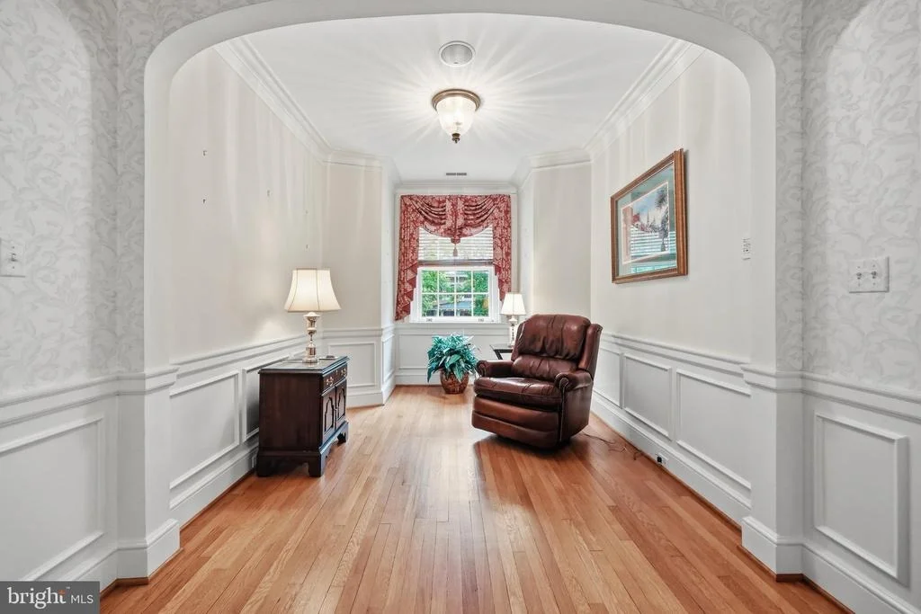 Photo of 310 UPPER COLLEGE TERRACE