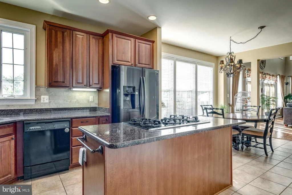 Photo of 24820 STONE PILLAR DRIVE