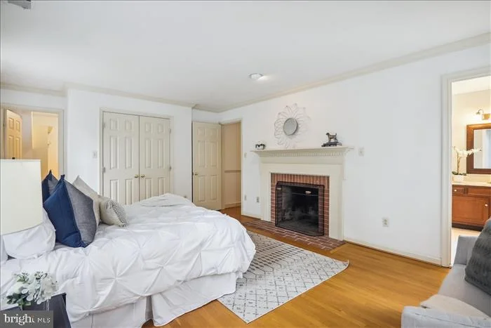 Photo of 6 REDGATE COURT