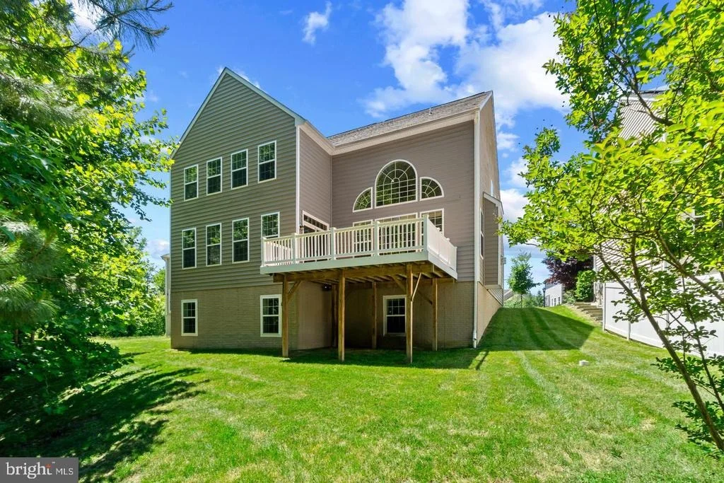Photo of 9613 MANOR OAKS VIEW