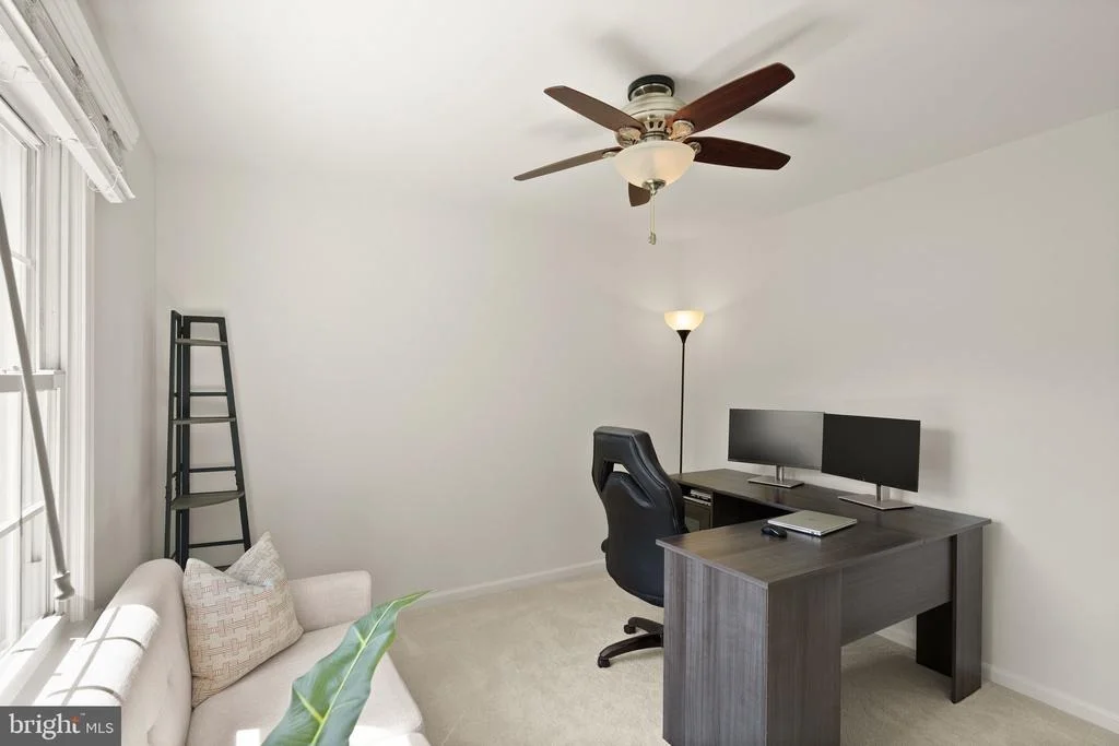 Photo of 8906 TAILCOAT COURT