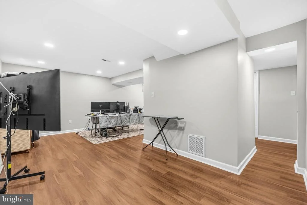 Photo of 8707 DELPHI DRIVE