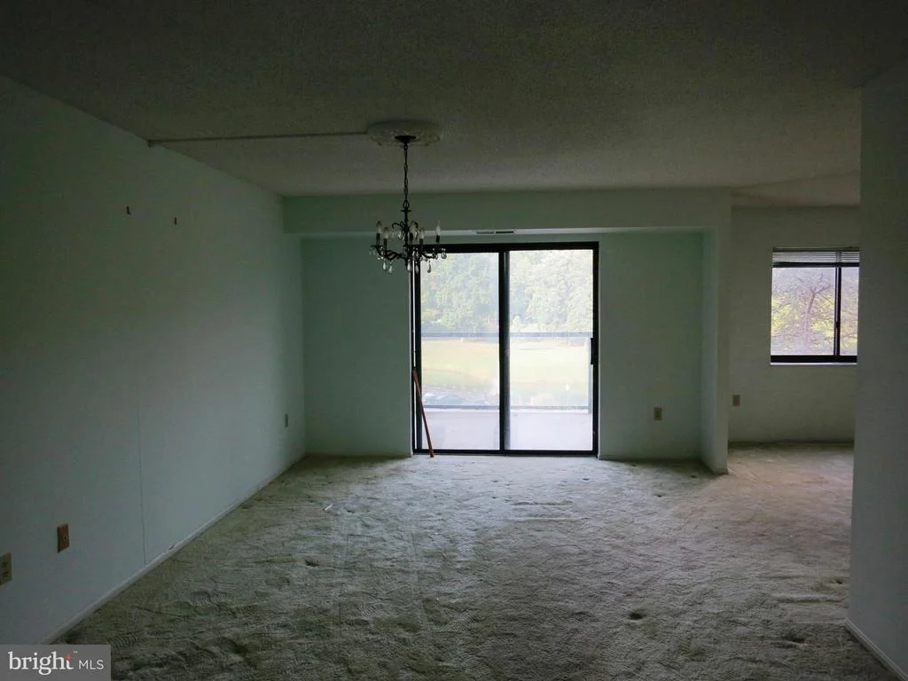 Photo of Unit 1311 at 15101 INTERLACHEN DRIVE