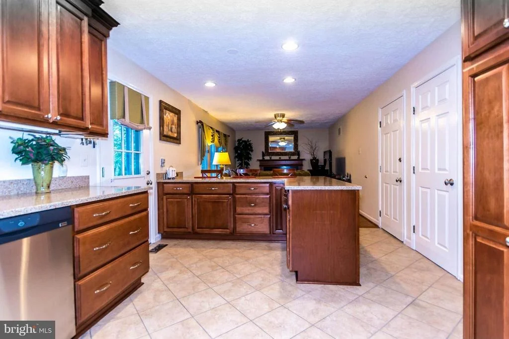 Photo of 7845 CROSSBAY DRIVE