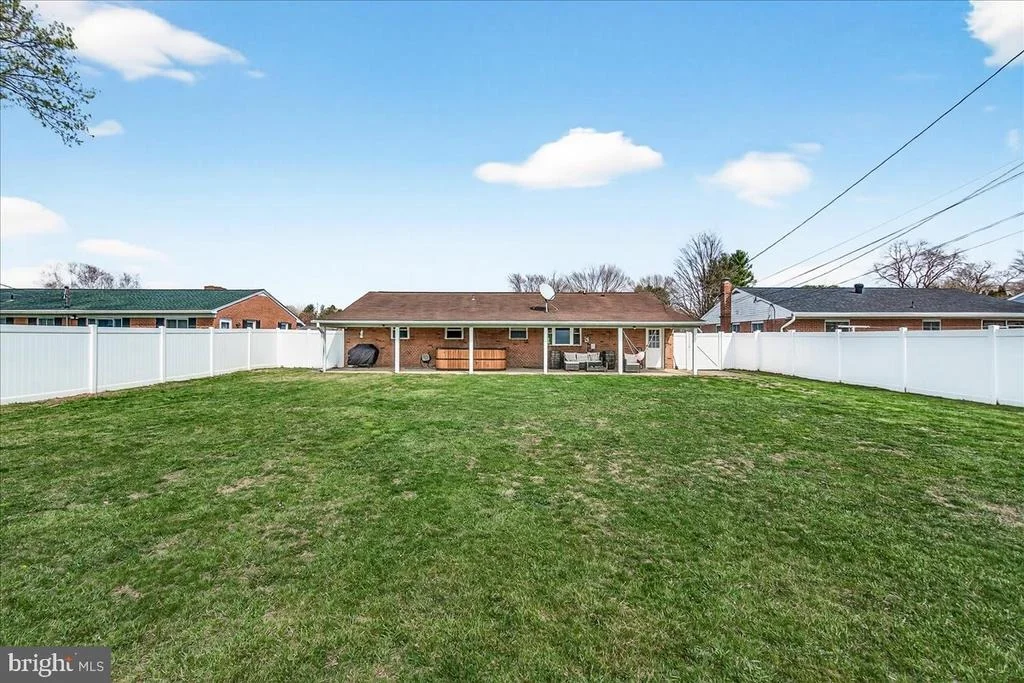 Photo of 106 HARVARD ROAD