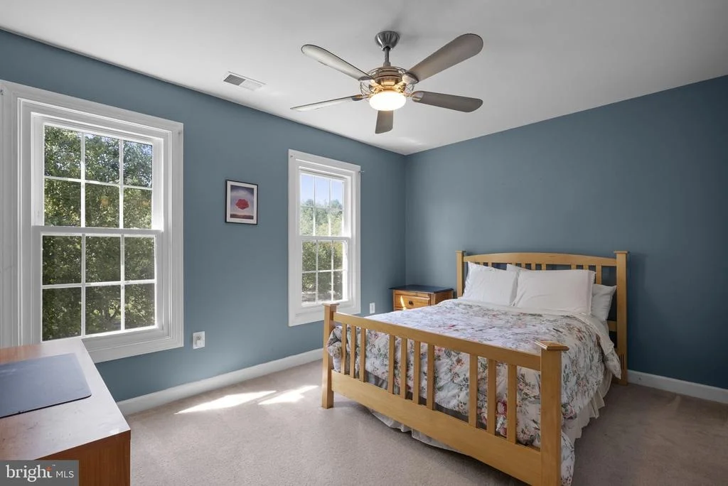 Photo of 805 LINDSEY MANOR LANE