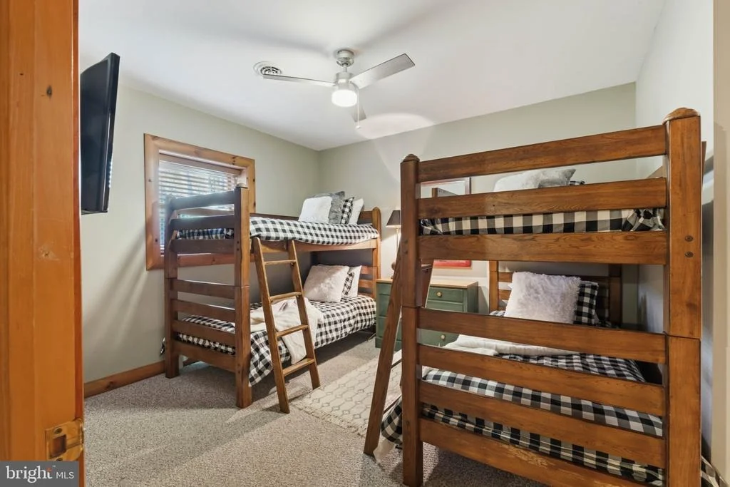 Photo of 206 HIGHLINE DRIVE