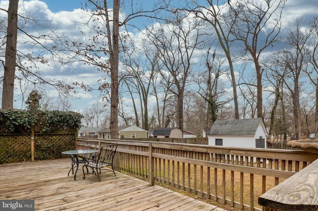 Photo of 1544 MANOR VIEW ROAD