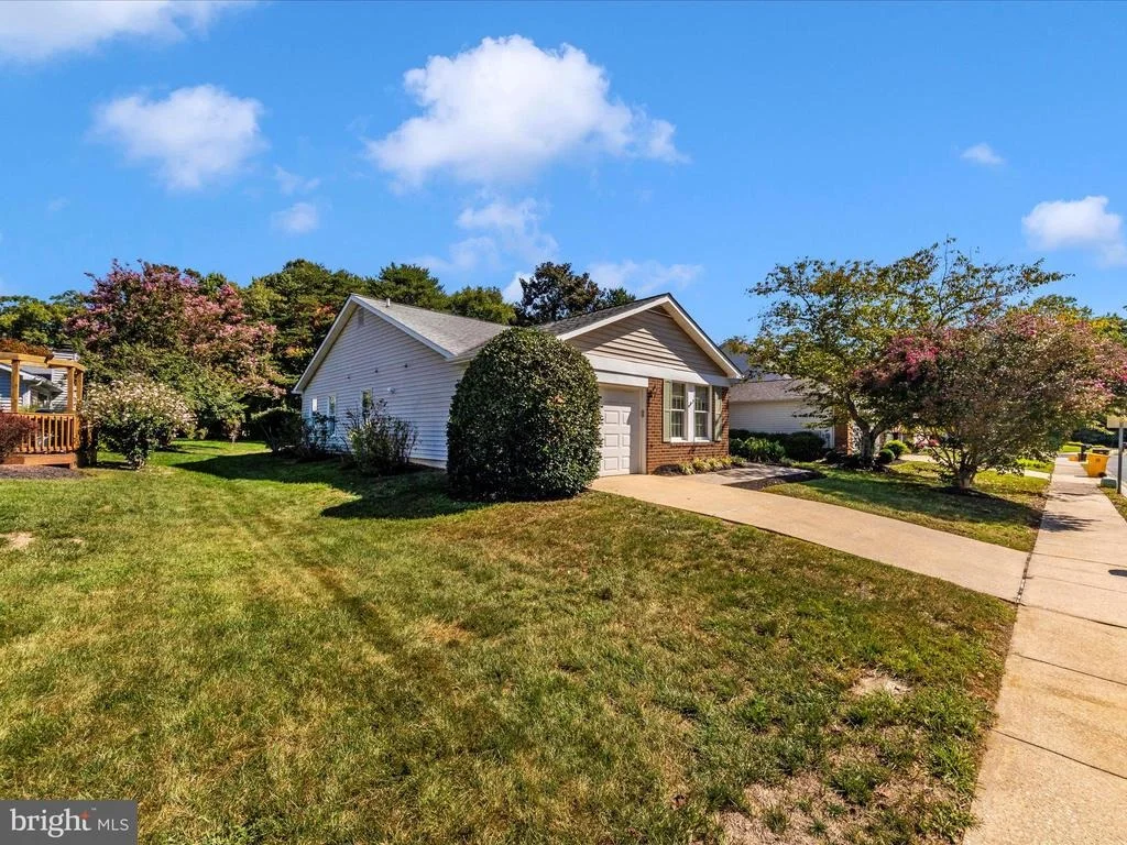 Photo of 814 COXSWAIN WAY