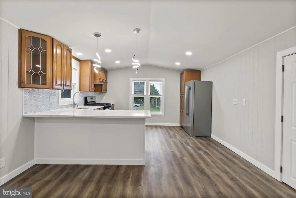 Photo of 635 SUNSET STRIP