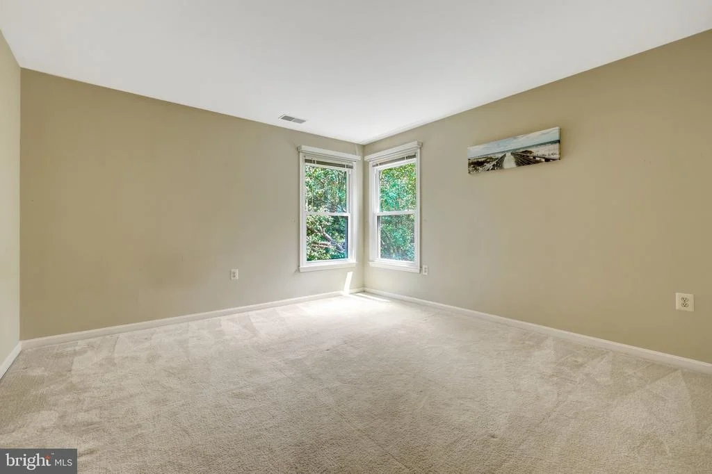 Photo of 1502 SNOWFLAKE COURT