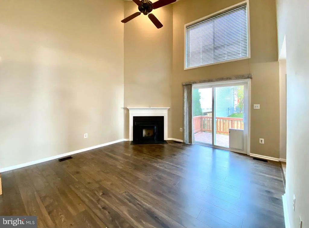 Photo of 14703 PONDSIDE DRIVE