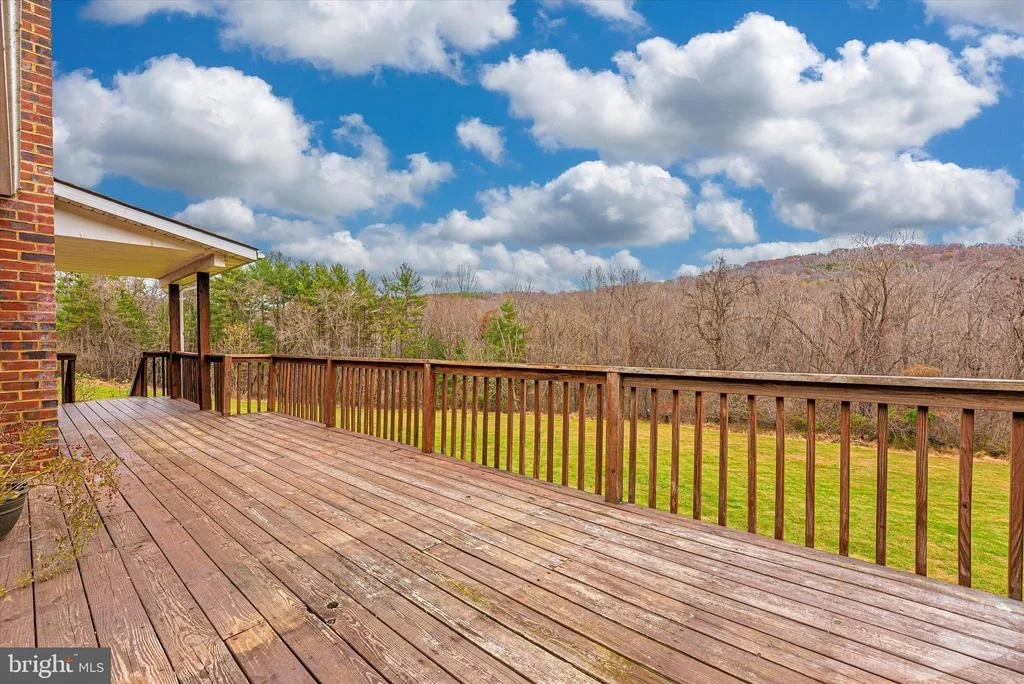 Photo of 10831 EASTERDAY ROAD