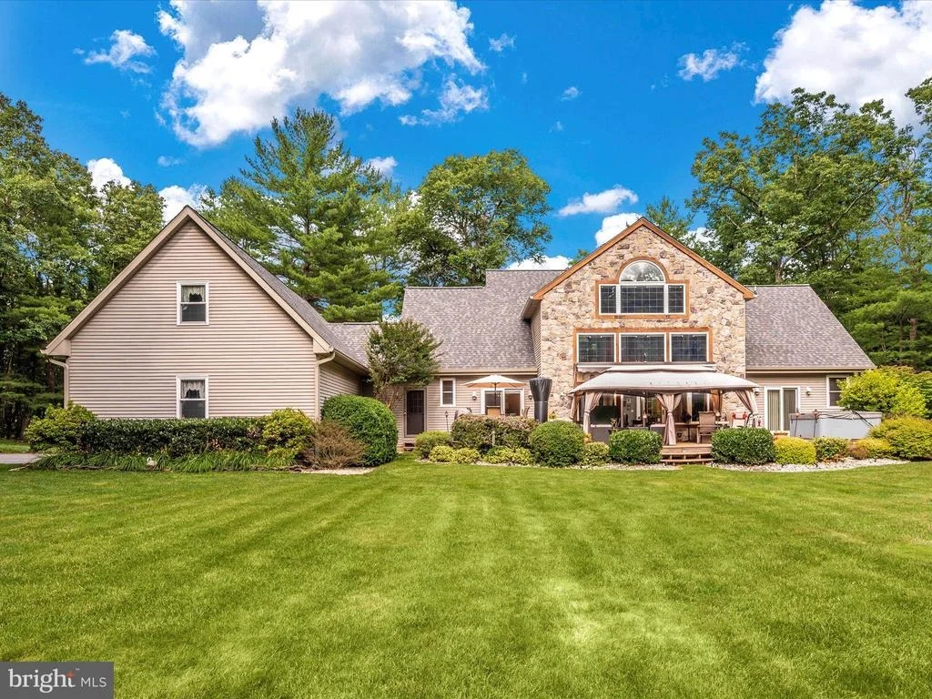 Photo of 7907 BLACK ROAD