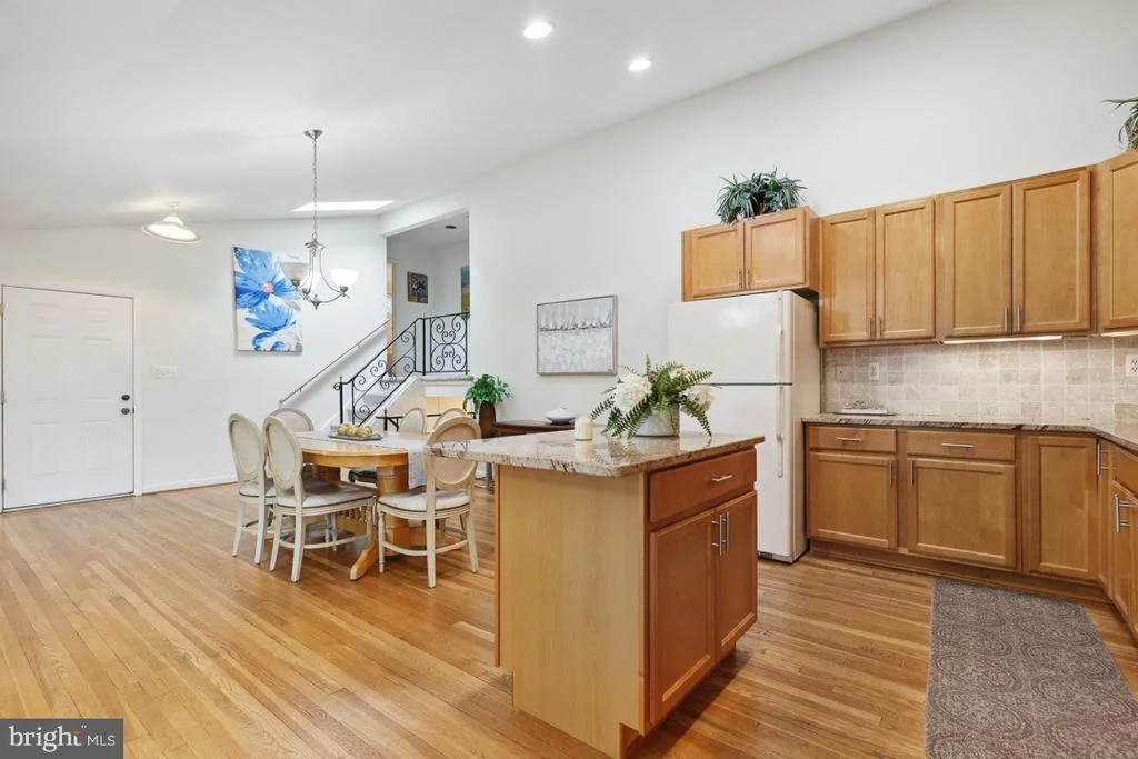 Photo of 1007 SOUTH BELGRADE ROAD