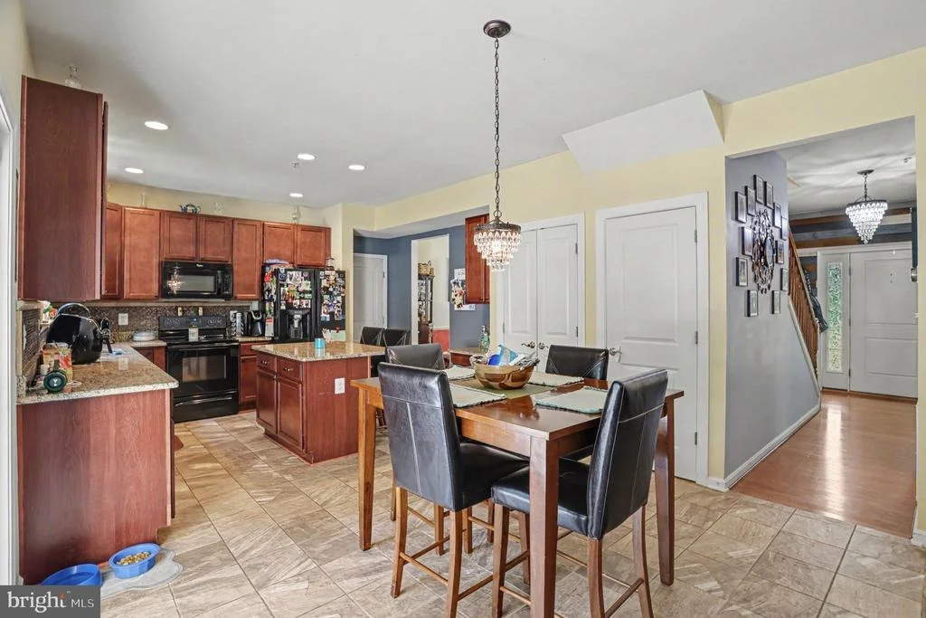 Photo of 4761 CAREA ROAD