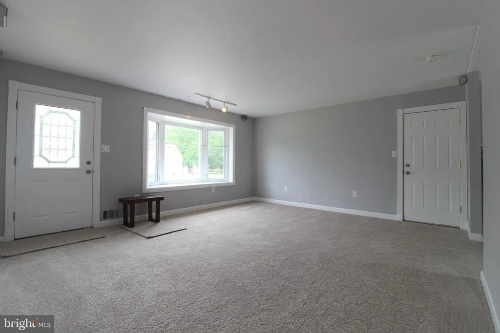 Photo of 10311 LOMOND DRIVE
