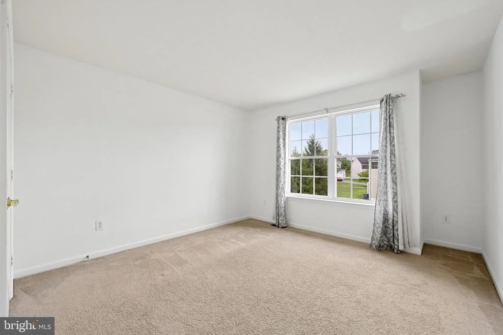 Photo of 551 HIDDEN STREAM COURT