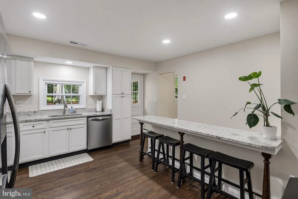 Photo of 10209 DONLEIGH DRIVE