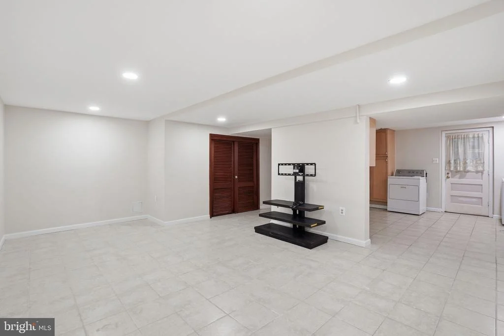 Photo of 5304 PILLOW LANE